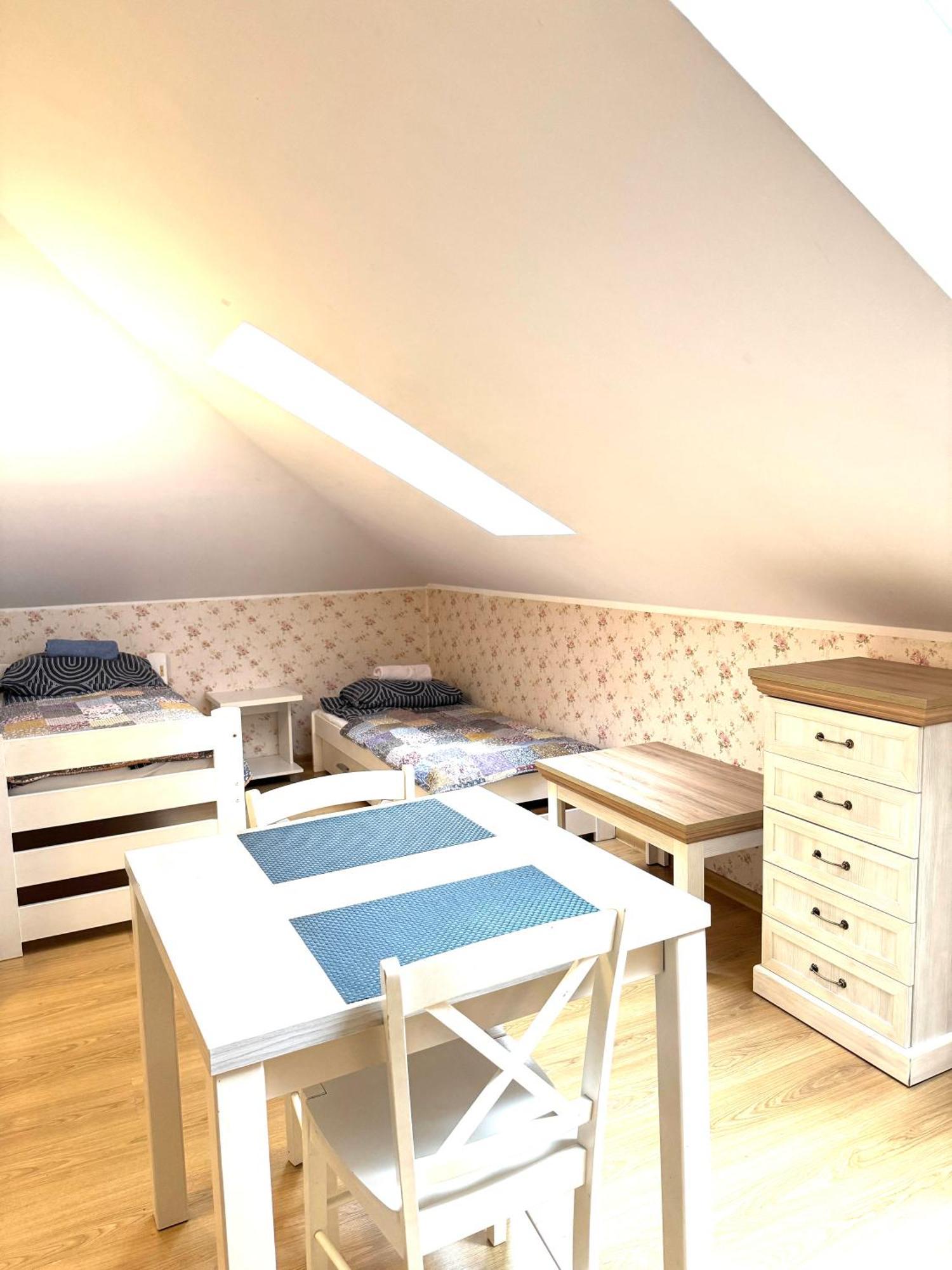 Hostel Koral Щецин Экстерьер фото