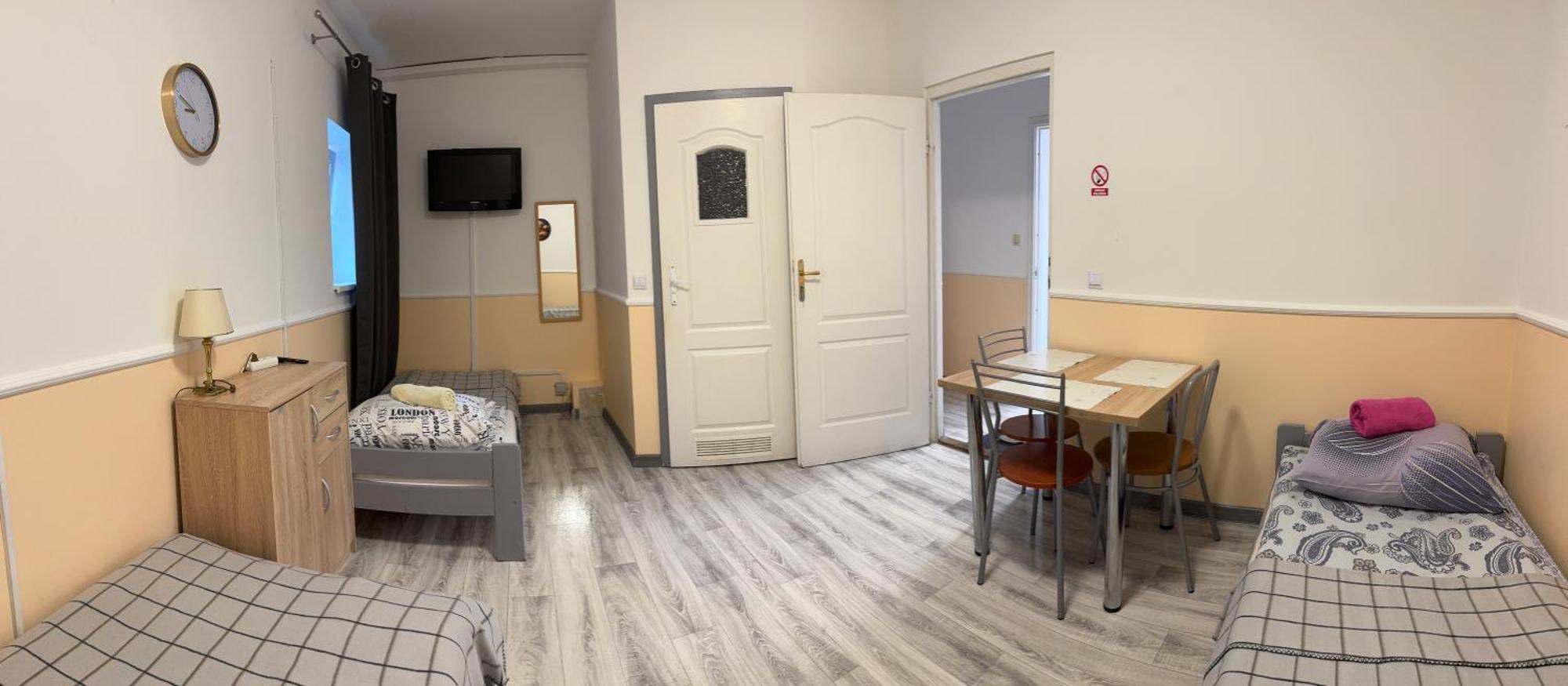 Hostel Koral Щецин Экстерьер фото