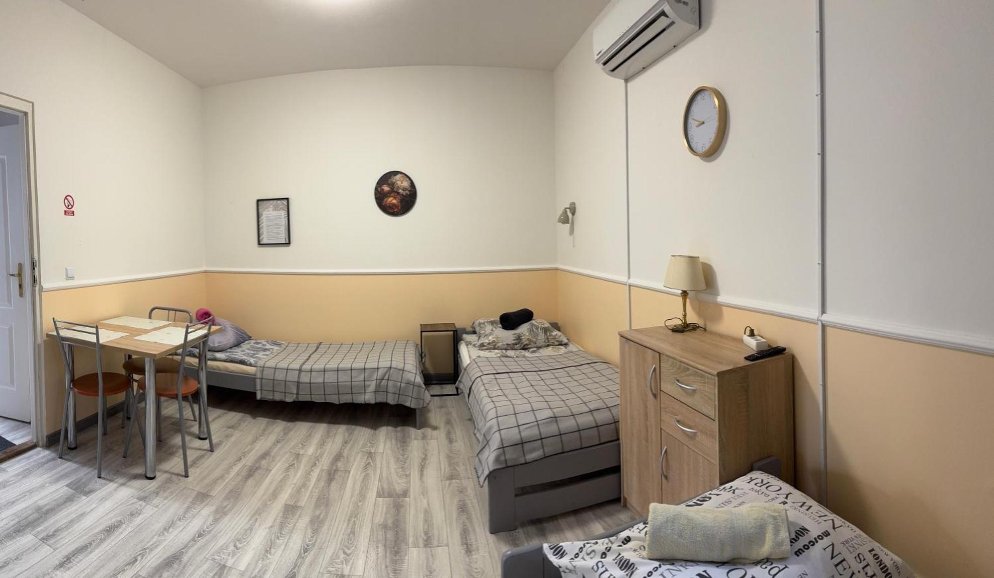 Hostel Koral Щецин Экстерьер фото